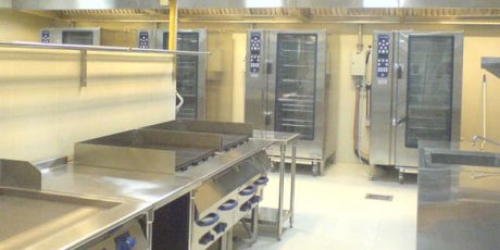 Pembuatan Stainless Steel Kitchen Equipment untuk Hotel, Restauran, Katering dan Rumah Sakit
